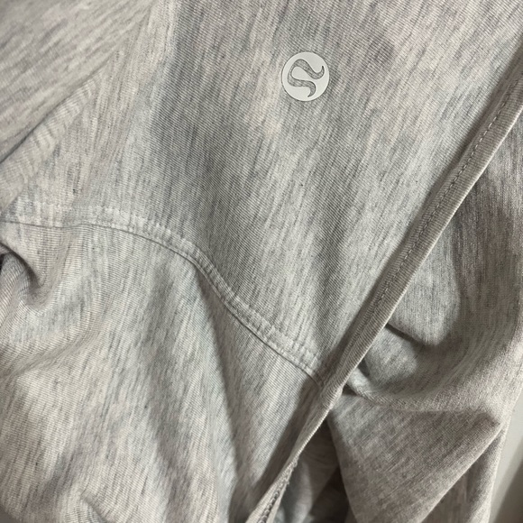 Lululemon Time to Restore Long Sleeve - Picture 1 of 3